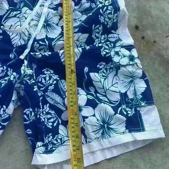 RoundTree & York Hawaiian Style Mens Swim Trunks Large - Picture 2 of 14